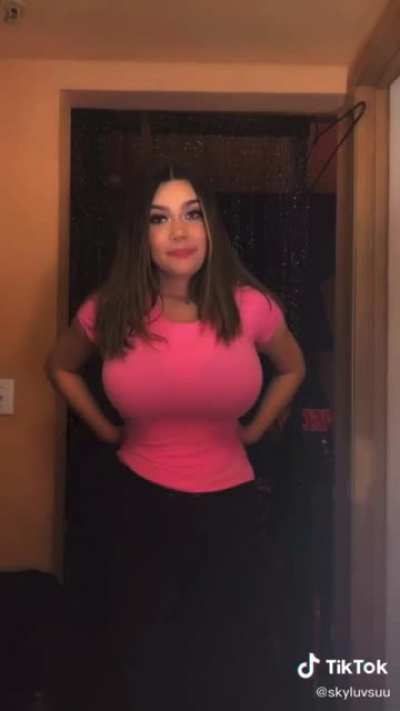 V2 She&rsquo;s literally in a scandal, because of her titties.