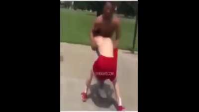 Guy Trained in Martial Arts Defeats Much Larger Opponent