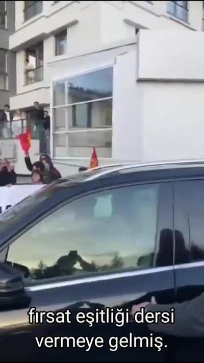 TKG: Kendi &uuml;lkesinde kom&uuml;nizme yasak getirip T&uuml;rkiye&rsquo;de gen&ccedil;lere &ldquo;&ouml;zg&uuml;rl&uuml;k&ccedil;&uuml; Avrupa&rdquo; masalları anlatan d&uuml;zenbazlara ge&ccedil;it yok!