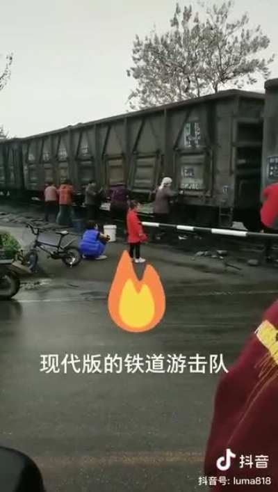 简简单单刷个铁路副本，爆点金币