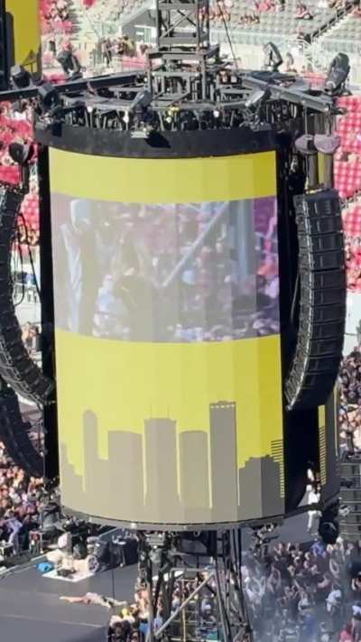 I went to a metallica concert &amp;amp; art the clown was there with Ice Nine Kills for the openers!