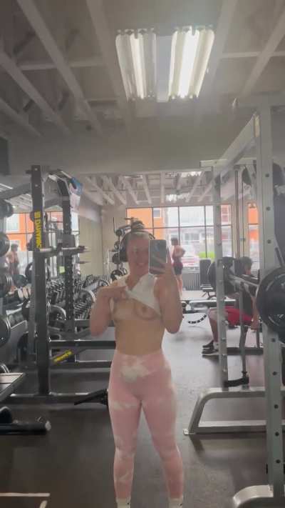 I love being sneaky and teasing the boys at the gym with my tits (;