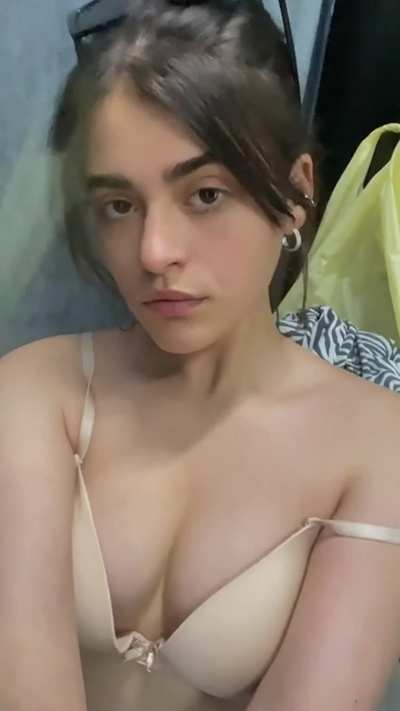 CUTY..🤤🤤