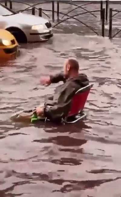 WAGTHROm&acirc;n dirij&acirc;nd traficul pe Marea Văcărești