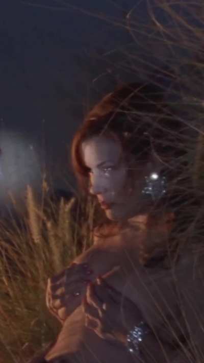 Jennifer Tilly in 