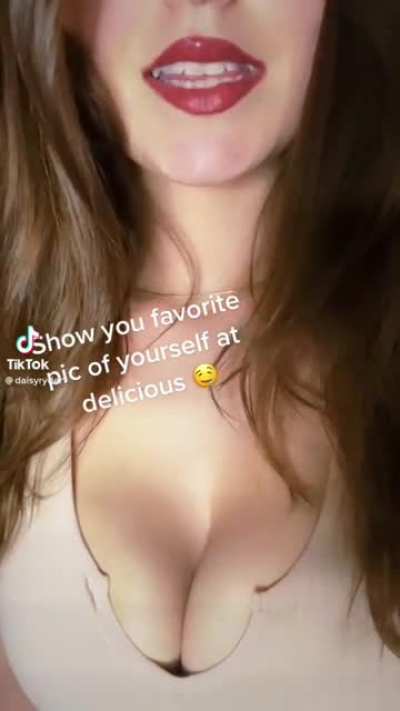She looks delicious @daisyryder1