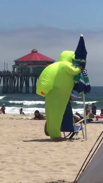 This guy isn&rsquo;t taking any chances