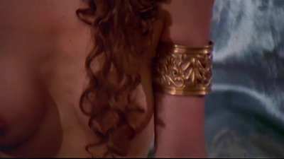 Bonnie Dee Wilson in Caligola (1979)