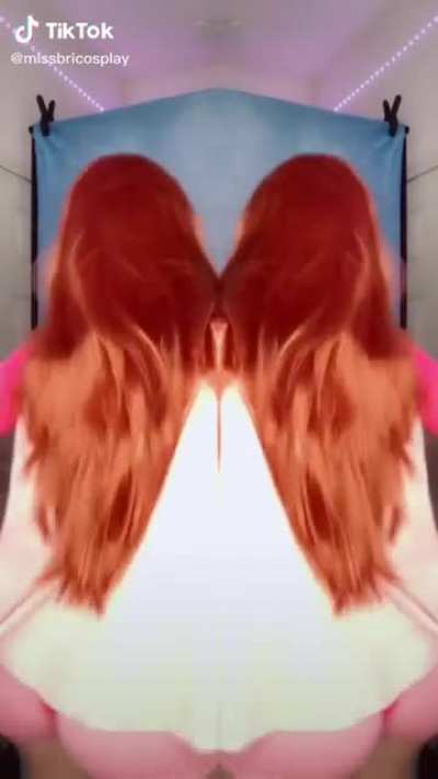 I Love It When She Does This Effect