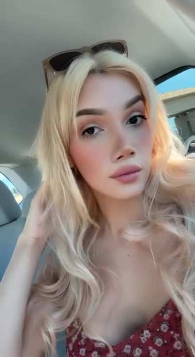 Do you think I'm pretty and deserve your bbc?