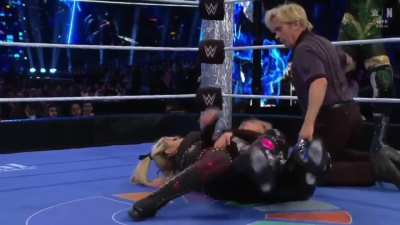 Liv Morgan and Roxanne Perez focus their assault on poor Alexa&rsquo;s back and stomach!