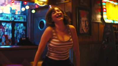 Milana Vayntrub