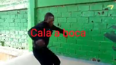 ✊😔