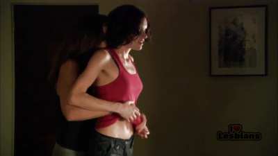 Jennifer Beals &amp;amp; Gina Holden (from The L Word s01e04) *NO MUSIC*