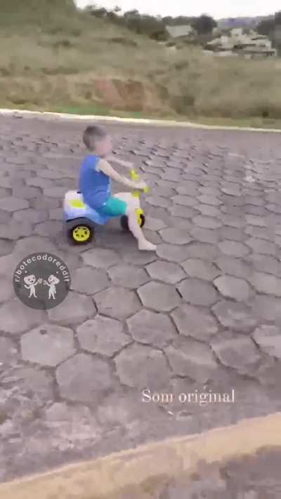 E o trof&eacute;u pai do ano vai para... 