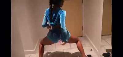 Saweetie got🎂🎂🎂