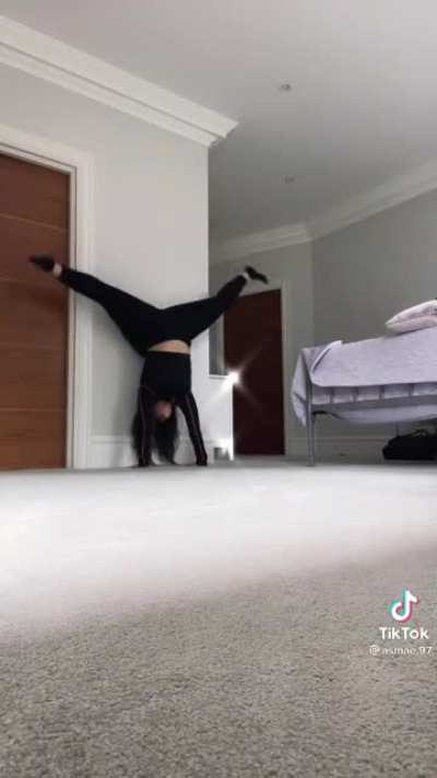 Another one of Asmae97 🍑