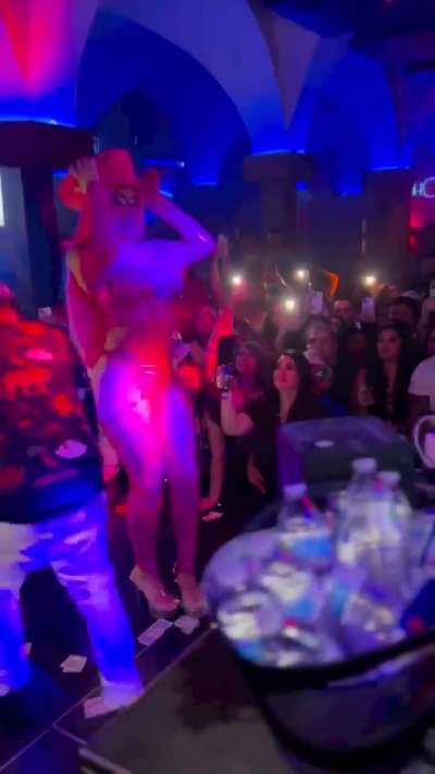 Oh Jenny mami wow