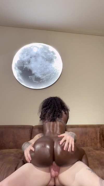 When it comes to black girls do you prefer to rawdog or wrap up?