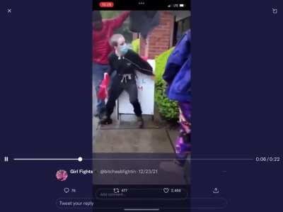 She threw that ass