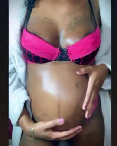 For my belly lovers 💕🍼want more subscribe