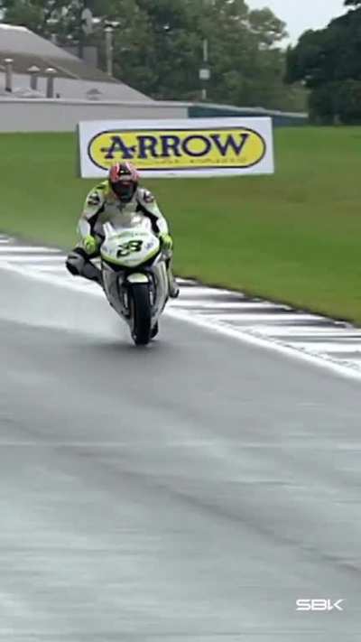One of the most iconic laps ever seen at Donnington, Ryuichi Kiyonari 2008 he didn't walk on water he Danced