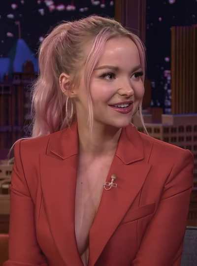 Dove cameron