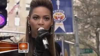 Uj felv&eacute;tel - Blank Space Baby + Sigma Boy + Crazy In Love + Doughnut (Live)