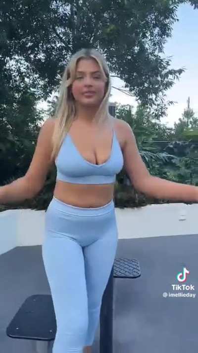 @imellieday