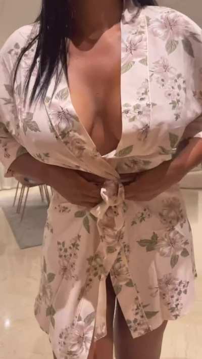 42yo and Kinda insecure about my body&hellip; Am I still creampie material ? OC