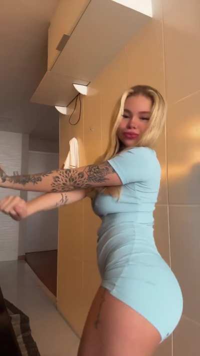 Gostosa mesmo depois de gr&aacute;vida - Treyce