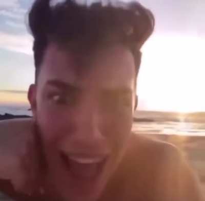 James charles lookin kinda THICC