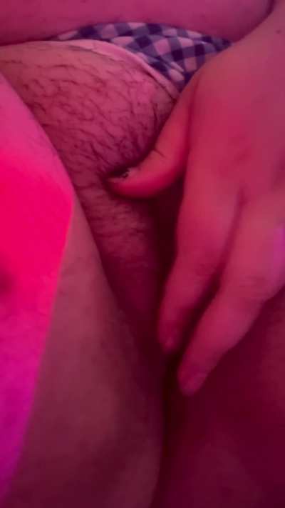Who&rsquo;s up this late🤭😩f21. I&rsquo;m so horny