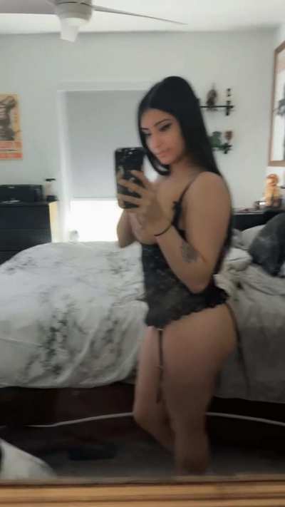 Take me as I am &mdash; just me, the mirror, and a little playful vibe