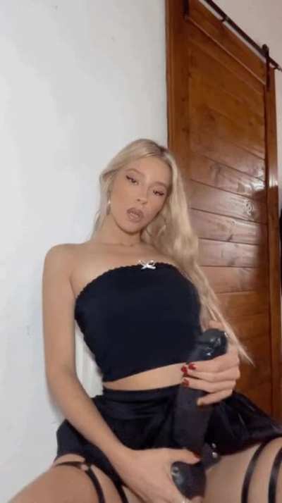 Say "yes mommy" if my cock belongs in your ass 