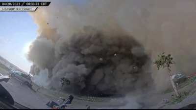 @LabPadre on Twitter: "I am floored at the amount of debris that was ejected."