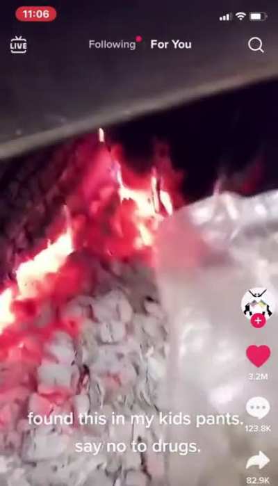 she unintentionally hotboxed the fucking house lol