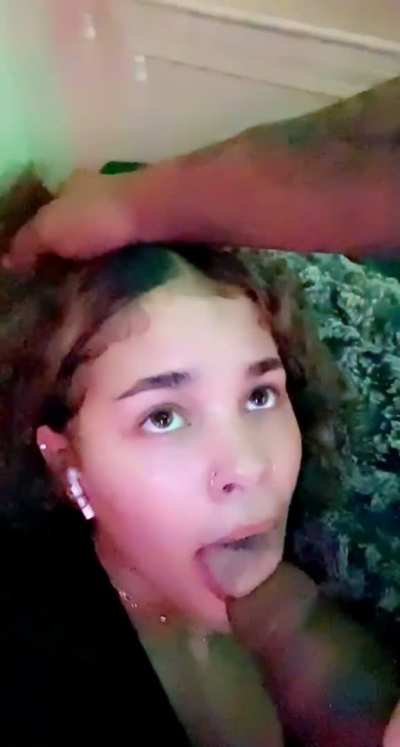 😜
