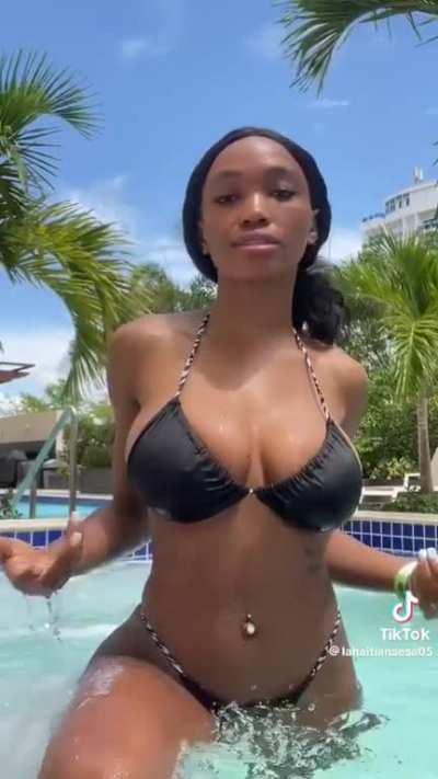 💦 💦 💦 