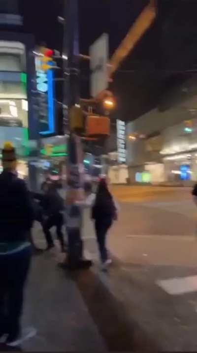 Leafs and Canucks fans get into a scuffle after watching the game last night