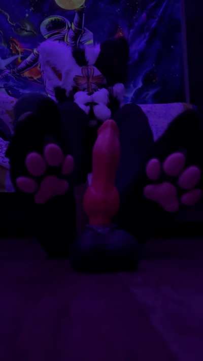 Interesting, will it work like hypnosis? &amp;gt;:3 [Avery Moon]