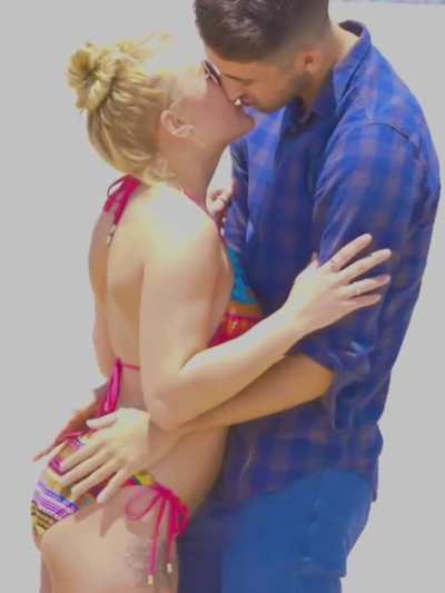 Summer beach kissing