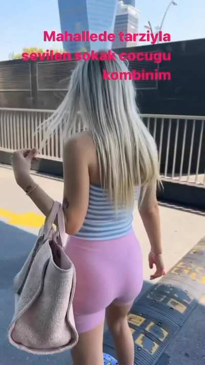 Aleyna 🦊