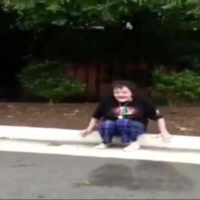 Couldn&rsquo;t find crack for a flair so this is pretty close I guess