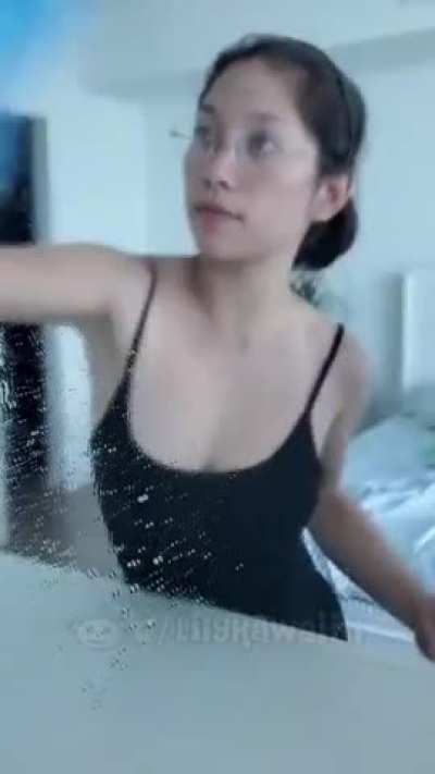 Damnn ,those tits!