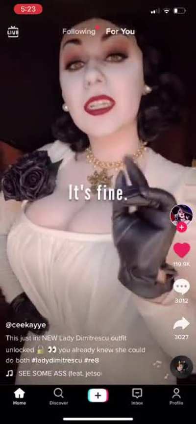 Mark consumes Lady Dimitrescu