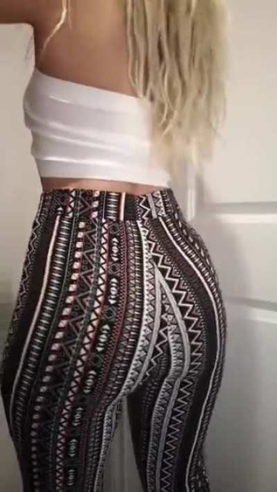 New pair bby🍑😍 [OC]