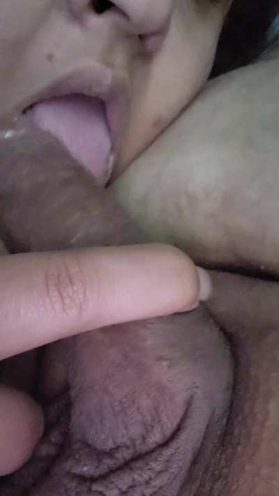[Couple] [37/34] [IL] She does wonders with her mouth!!!