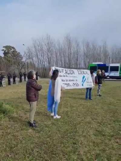 Protestas por la visita de Kicillof a Tandil