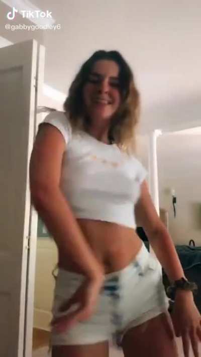 No bra no problems